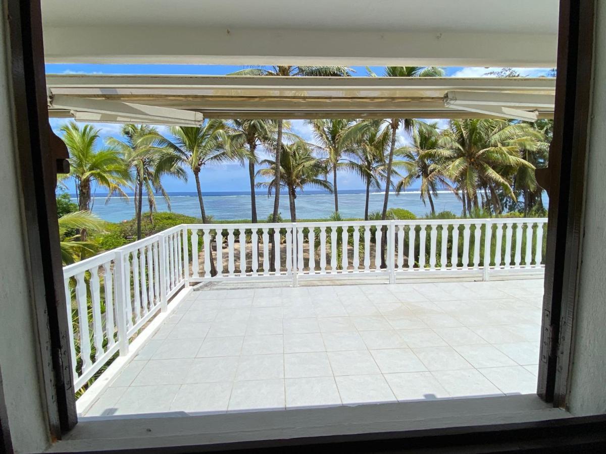 Villa & Bungalow 'Coco Des Sables' Les Pieds Dans L'Eau لا سالين لو باين المظهر الخارجي الصورة